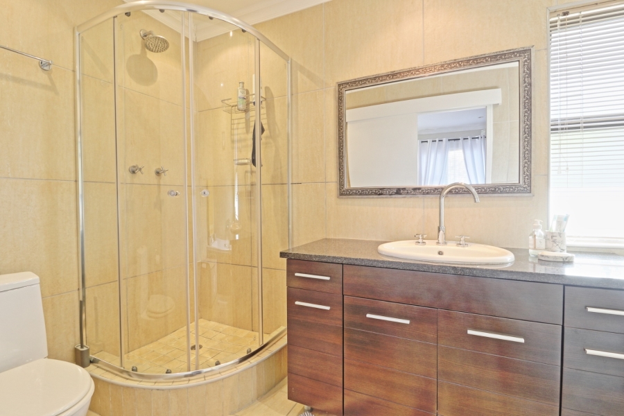 3 Bedroom Property for Sale in Hartenbos Landgoed Western Cape